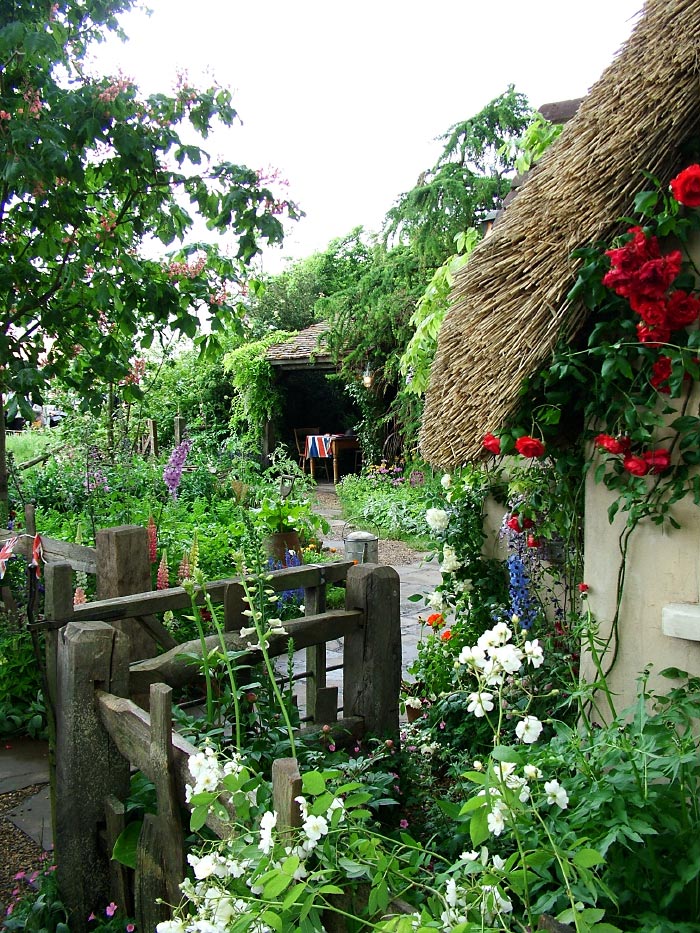 English Cottage Gardens