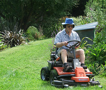  Mowing the lawns. 