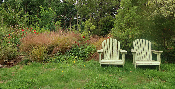  In front of the Hump Garden. 