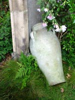 garden-urn