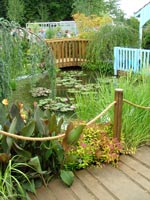 pond-garden-bridge-decking