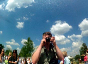  The author and Fuijfilm S7000 in action at the 2004 Hampton Court Flower Show. 
